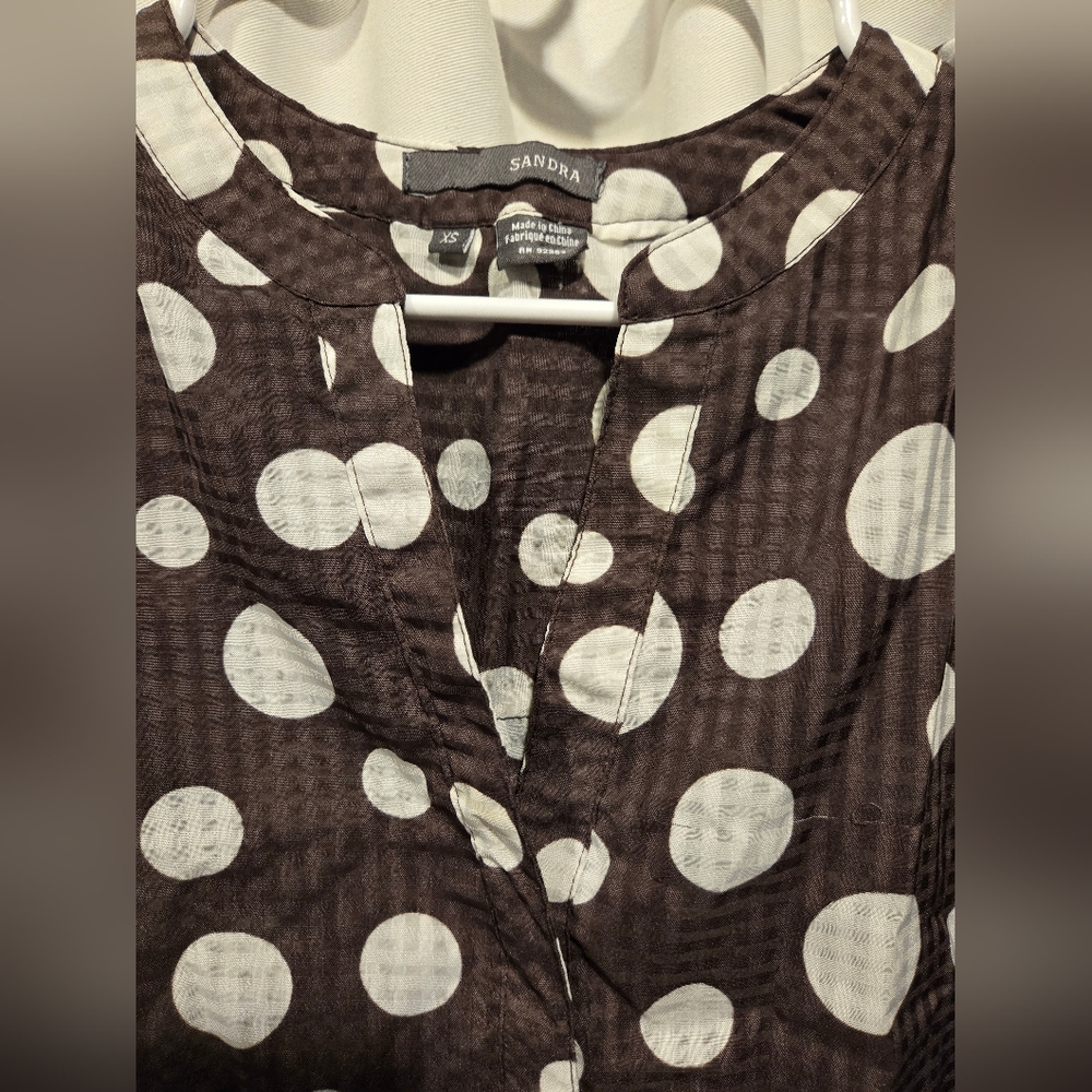 Good Used Sandra Ingrish & Co Sheer Brown/White Polka Dot Sleeveless Top Size XS - Picture 3 of 9